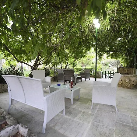 Antica Masseria I Cocci Country house *